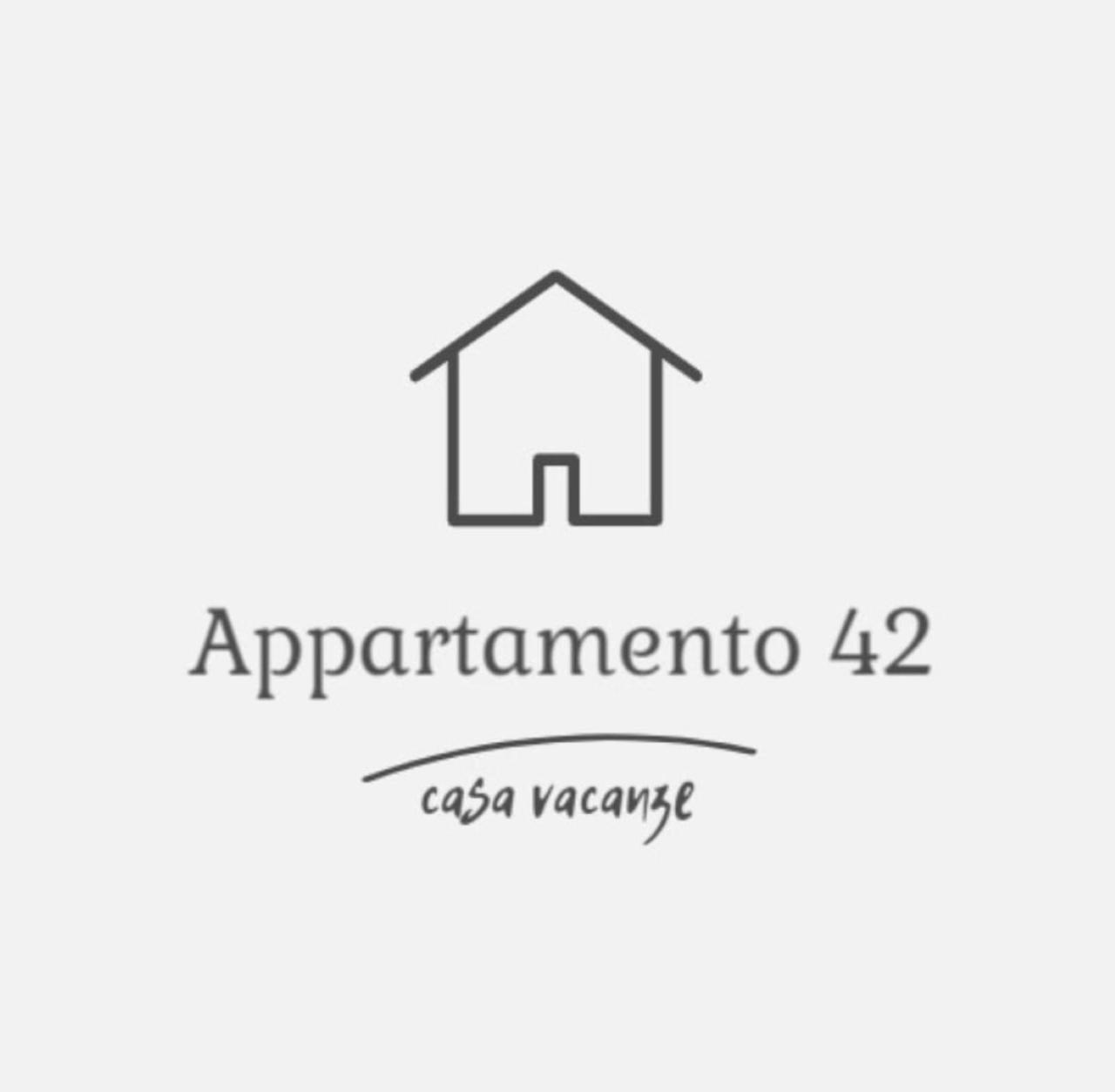נויקאטארו Appartamento 42 מראה חיצוני תמונה